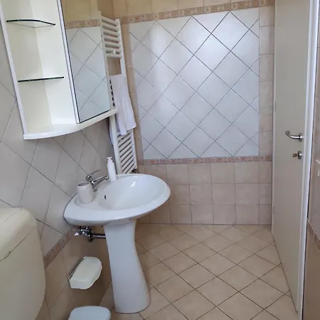 Valcomino Apartment *